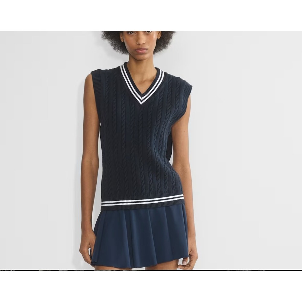 Aritzia Tna Tennis Sweater Vest Cotton Cashmere Cable Knit Admiral White XS